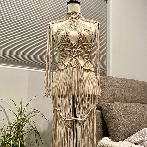 Handmade Macrame Crochet Dress Form Fitting Designer - Picture 15 of 16